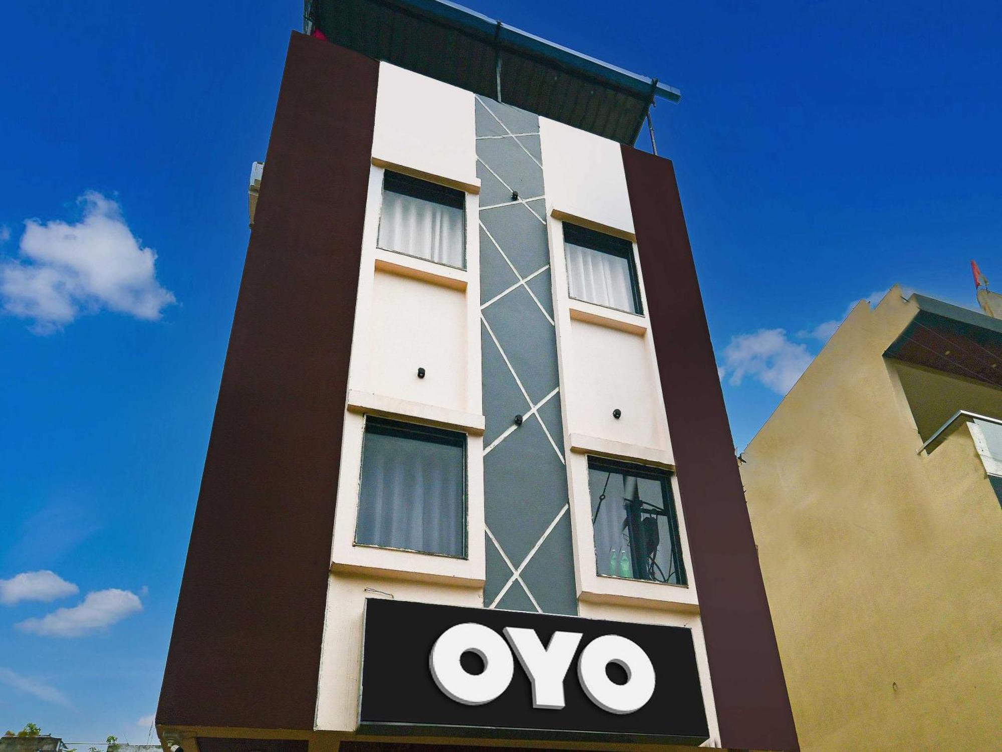Oyo Flagship Hotel Blue Tick Indore Exterior foto